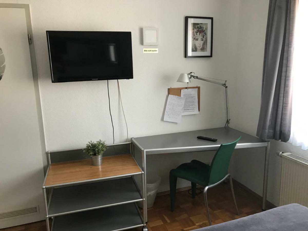 كاسيل Apartmenthaus Zentrum Komfort Apartments Mit Minikuchen Verschiedener Grossen المظهر الخارجي الصورة