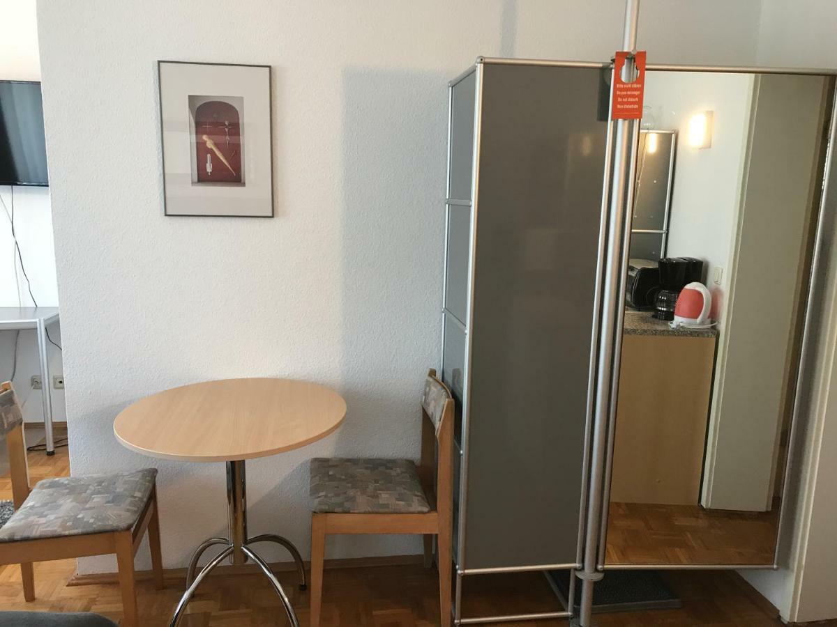 كاسيل Apartmenthaus Zentrum Komfort Apartments Mit Minikuchen Verschiedener Grossen المظهر الخارجي الصورة