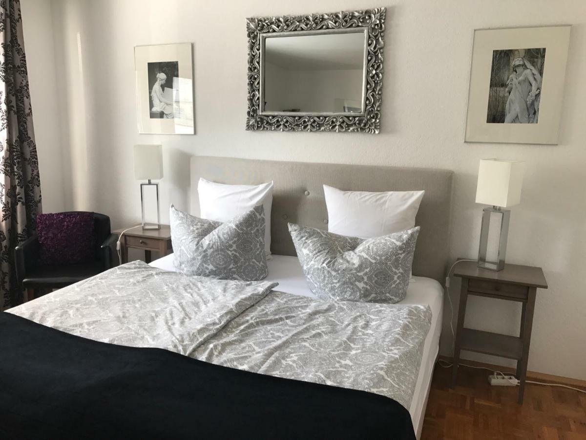 كاسيل Apartmenthaus Zentrum Komfort Apartments Mit Minikuchen Verschiedener Grossen المظهر الخارجي الصورة