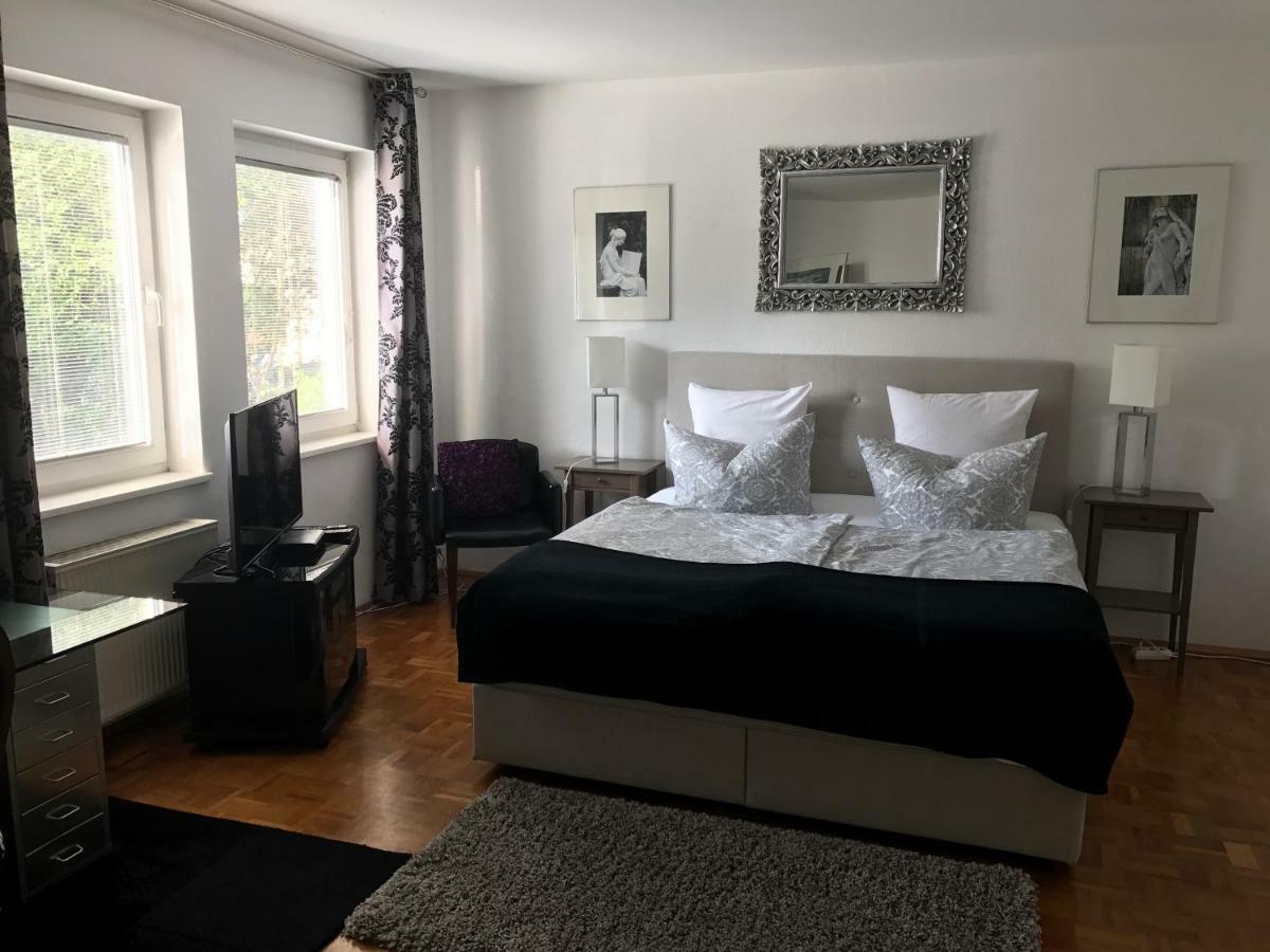 كاسيل Apartmenthaus Zentrum Komfort Apartments Mit Minikuchen Verschiedener Grossen المظهر الخارجي الصورة