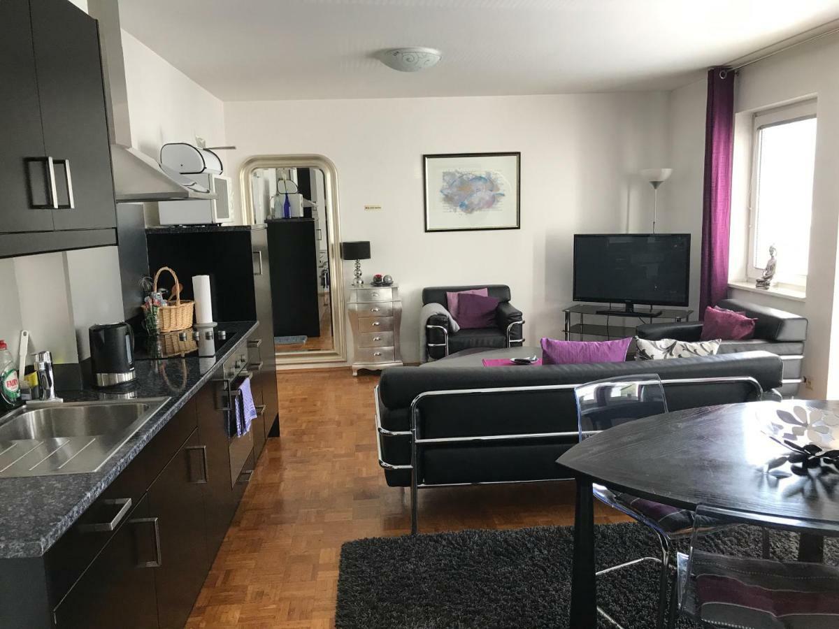 كاسيل Apartmenthaus Zentrum Komfort Apartments Mit Minikuchen Verschiedener Grossen المظهر الخارجي الصورة